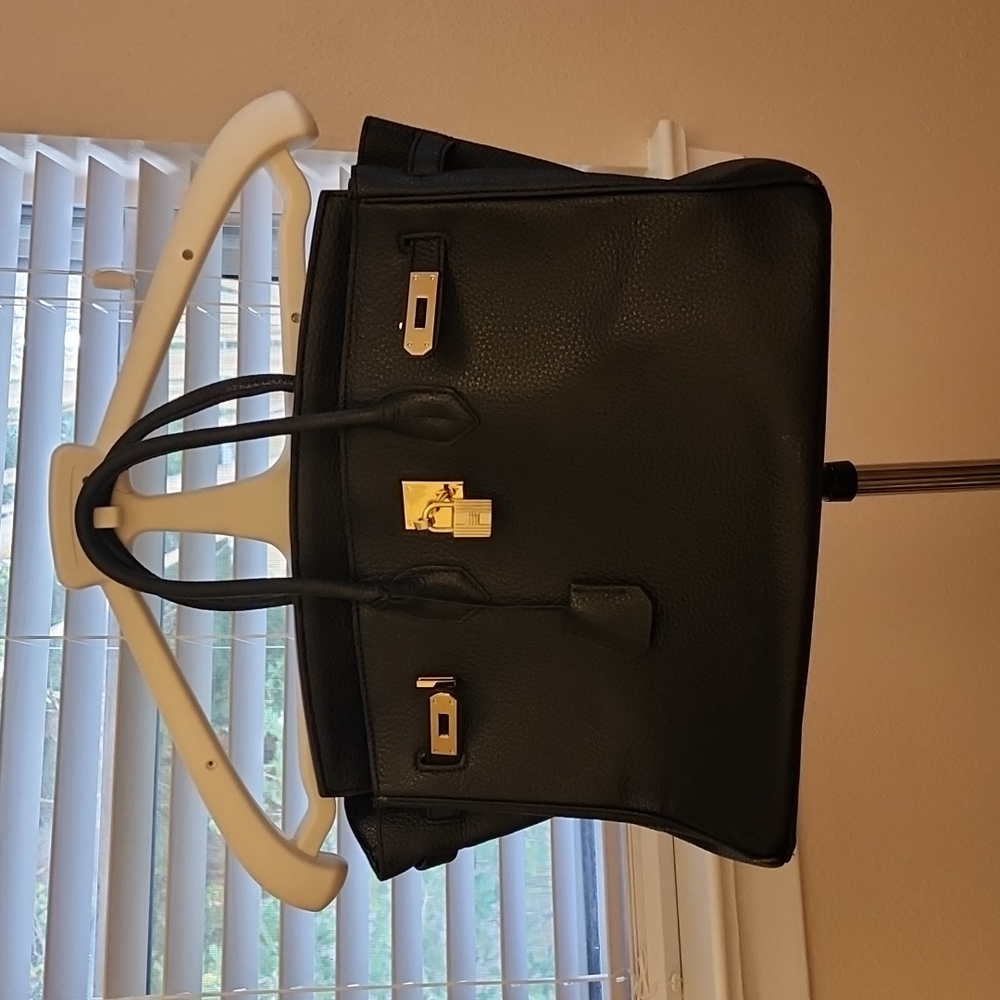 Leather bag